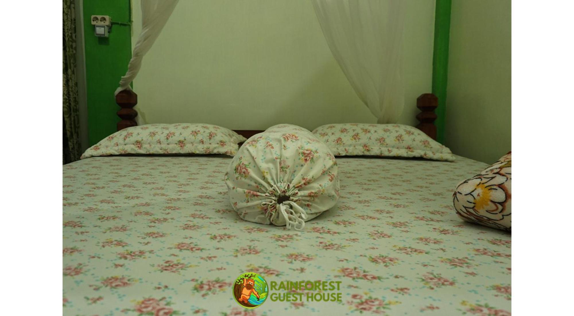 Rain Forest Guest House And Jungle Trekking Букит-Лаванг Экстерьер фото