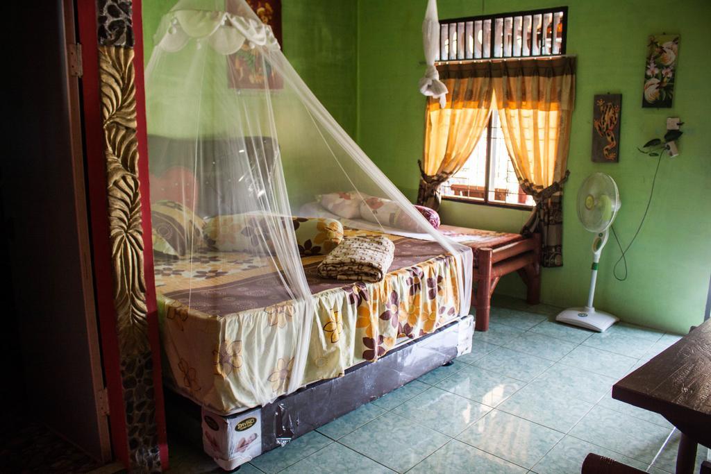 Rain Forest Guest House And Jungle Trekking Букит-Лаванг Экстерьер фото