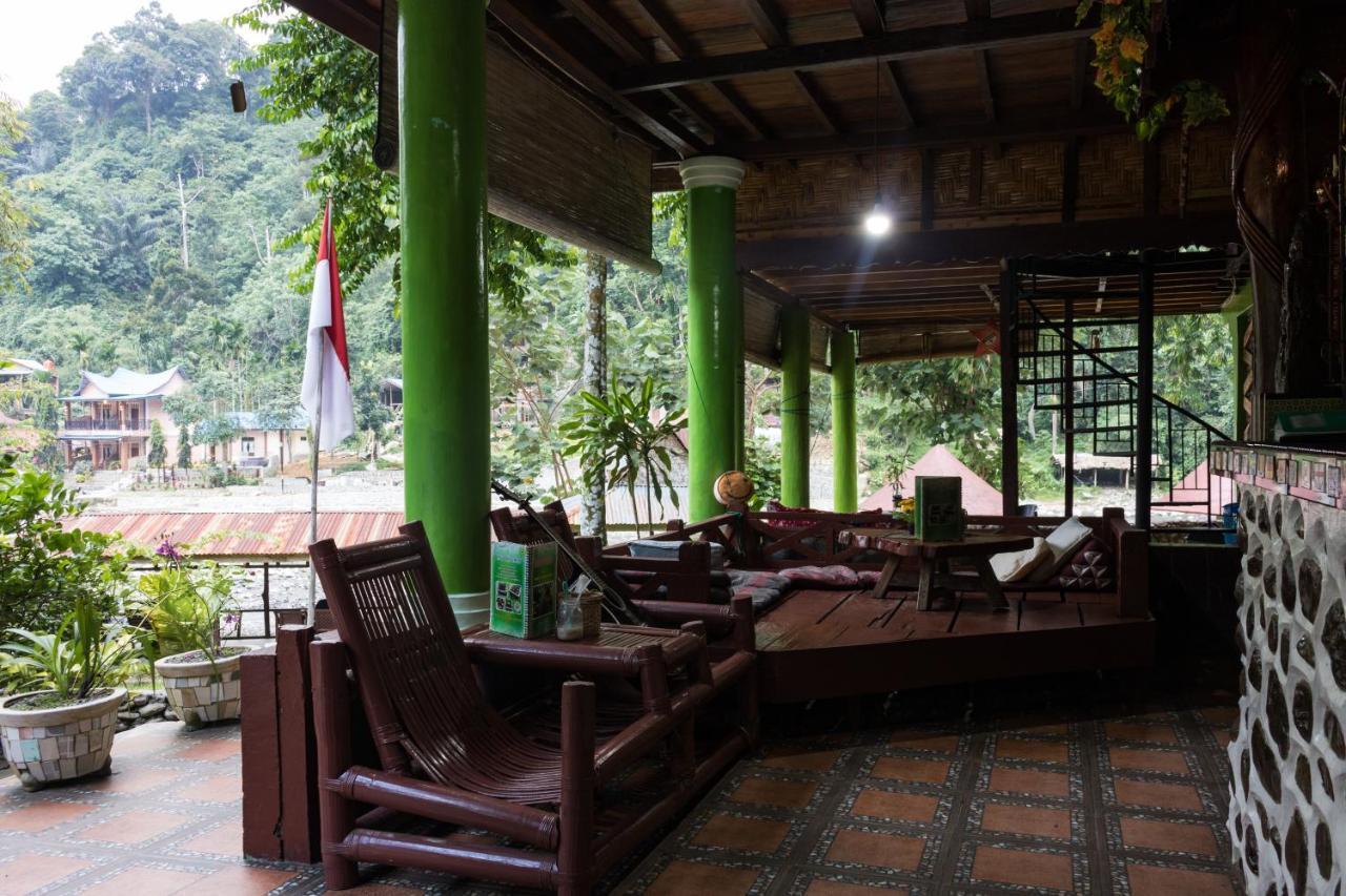 Rain Forest Guest House And Jungle Trekking Букит-Лаванг Экстерьер фото